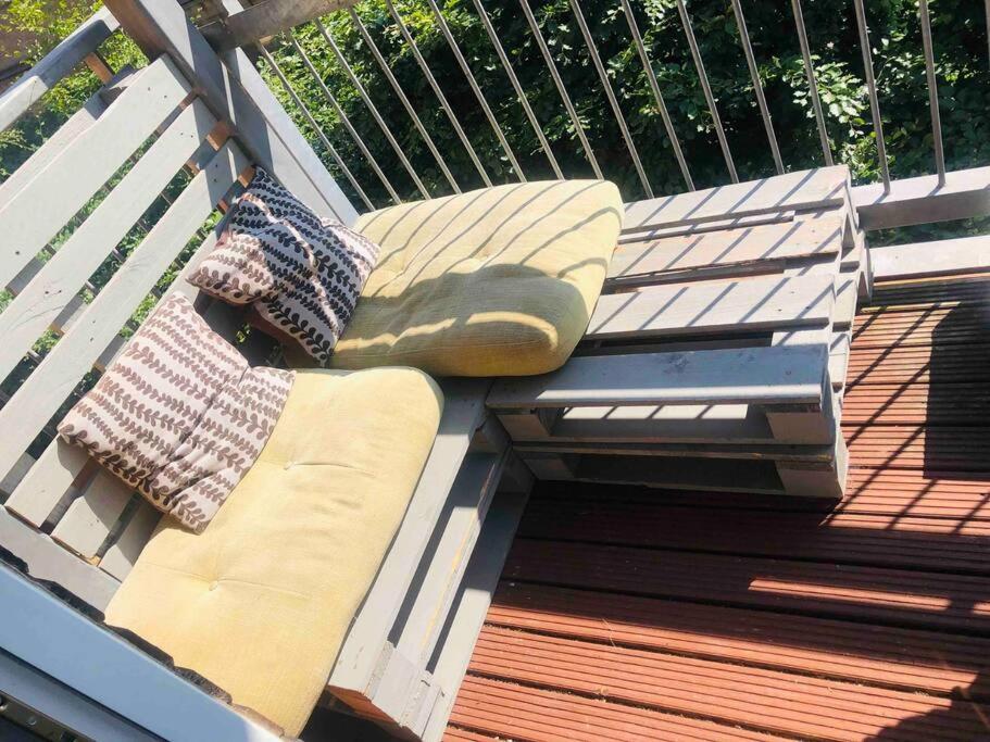 Modern Spacious Retreat Full Fibre Wi-Fi & Free Parking EDI Exterior photo