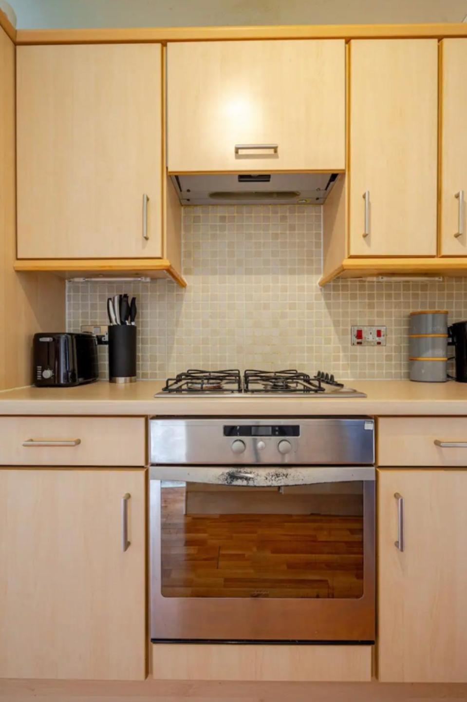 Modern Spacious Retreat Full Fibre Wi-Fi & Free Parking EDI Exterior photo